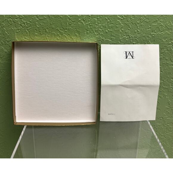 Metropolitan Museum of Art Neoclassical Teapot Ornament Christmas Decoration 6" - Picture 5 of 5